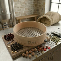 Ahşap Delikli Sac Elek – Kalbur 13 MM